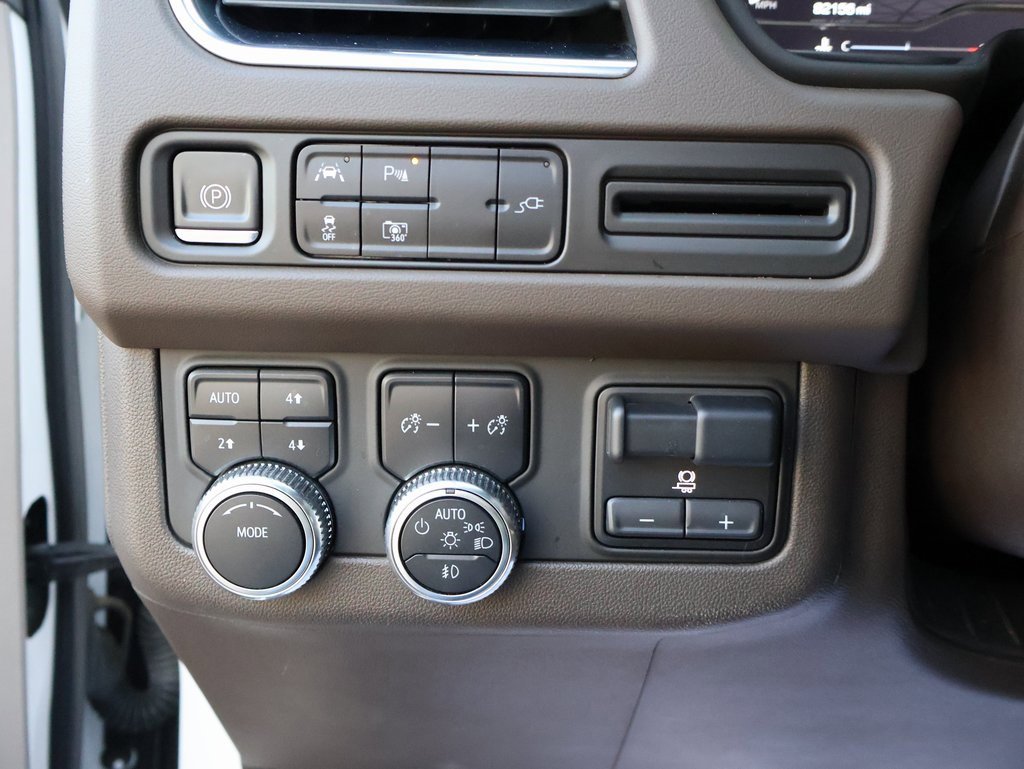 Used 2022 GMC Yukon SLT w/ SLT Luxury Package image 52