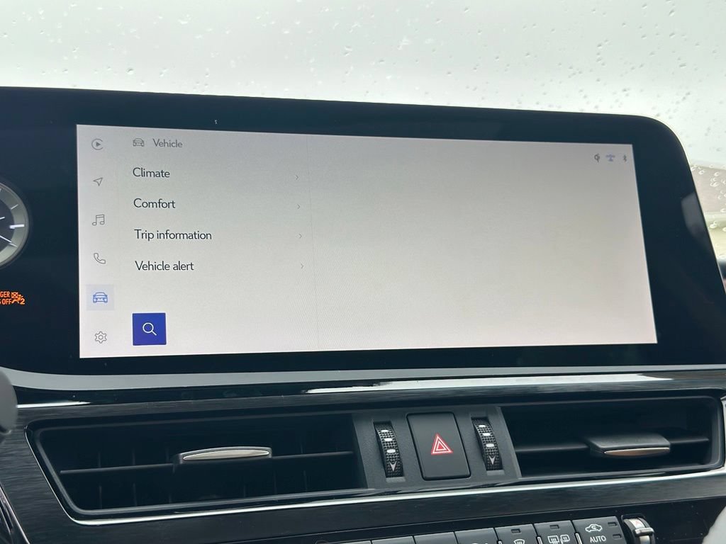 Used 2024 Lexus ES 350 w/ Accessory Package (Z1) FWD image 37
