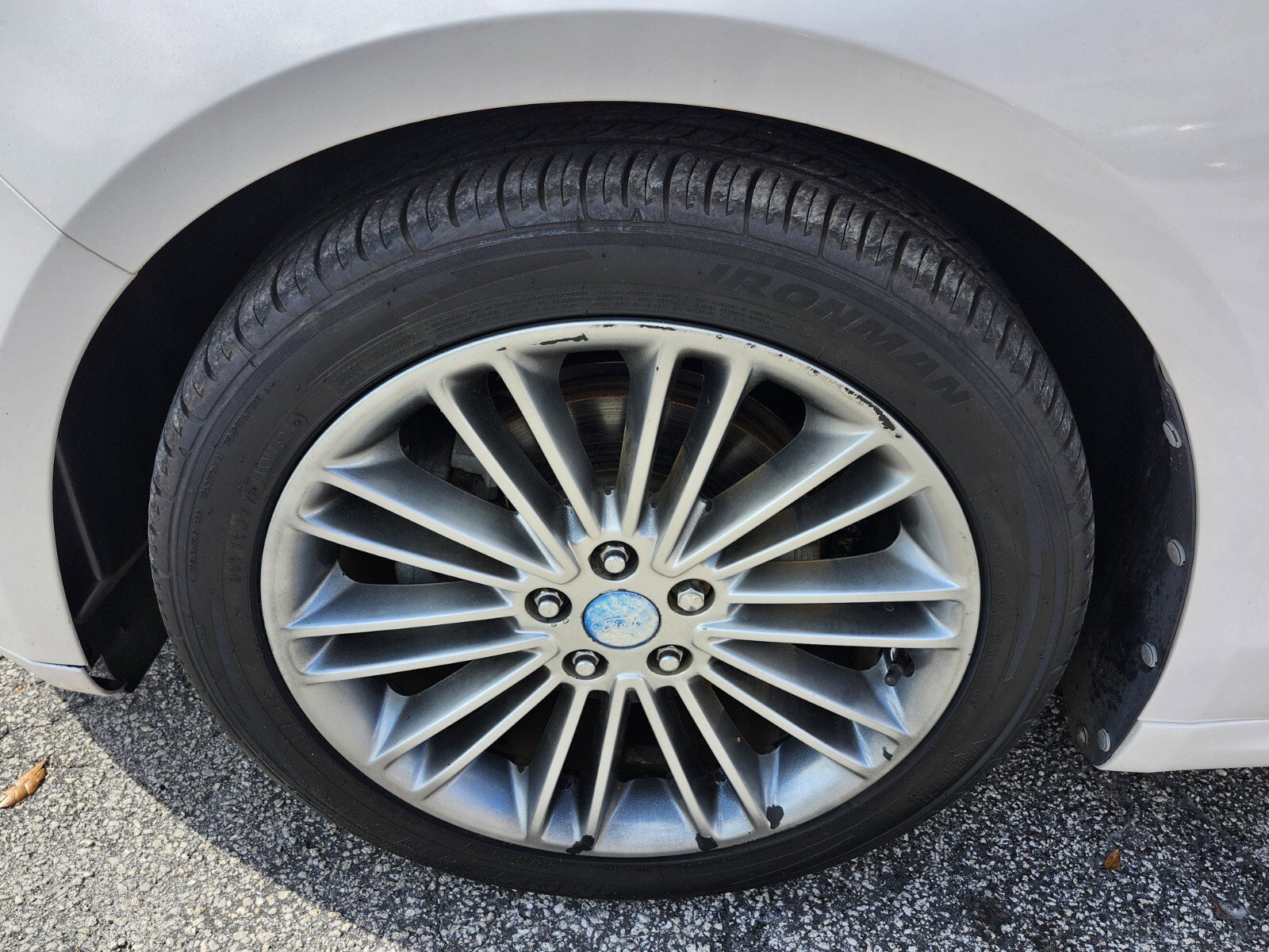 Used 2013 Ford Fusion SE image 18