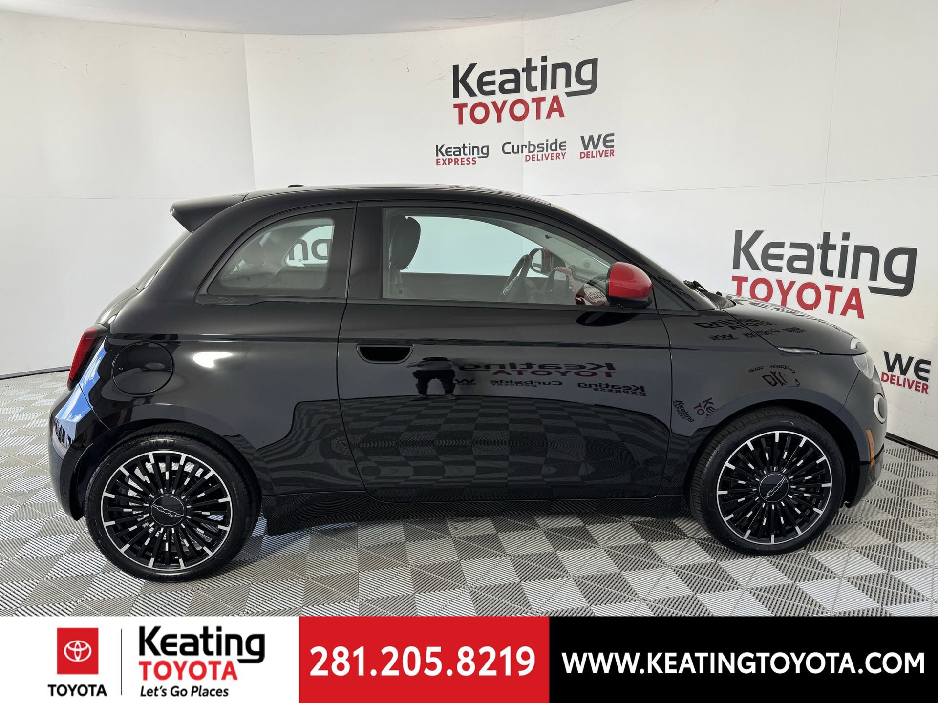 Used 2024 FIAT 500 e (RED) image 4