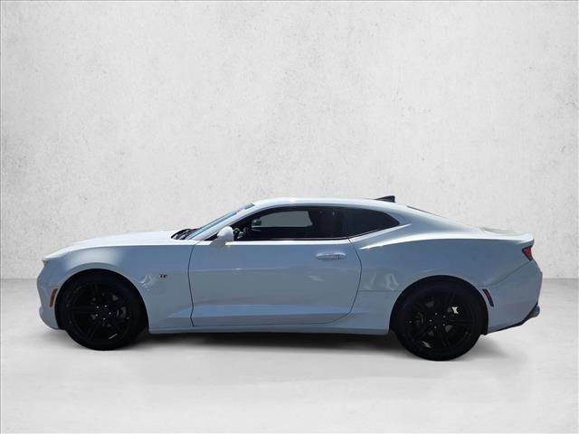 Used 2016 Chevrolet Camaro LT image 9