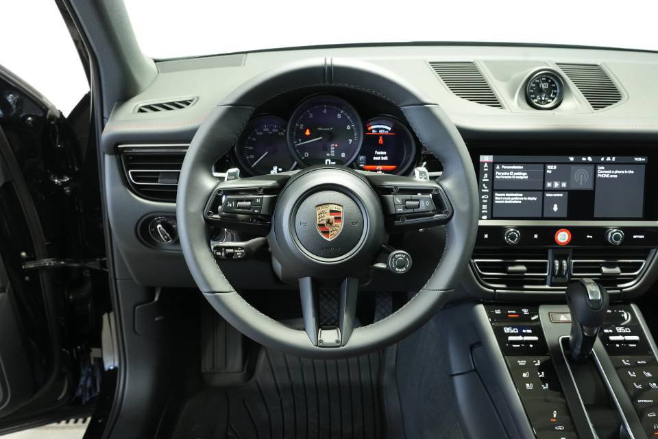 Certified 2026 Porsche Macan Turbo AWD/4WD image 13