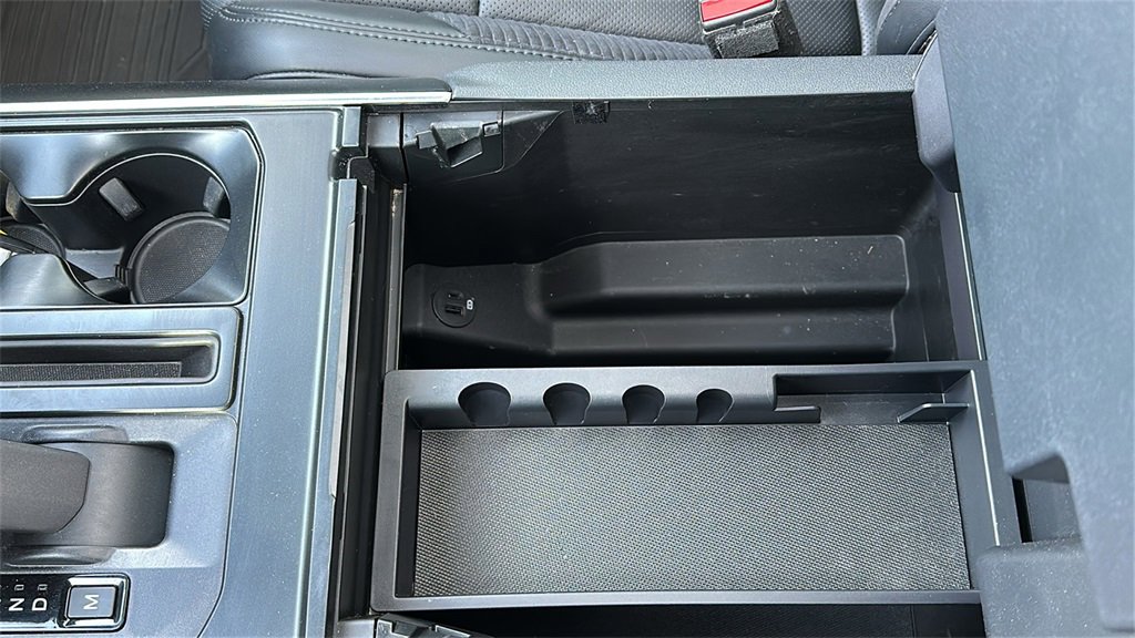 Used 2023 Ford F150 Raptor w/ Raptor Carbon Fiber Package image 25