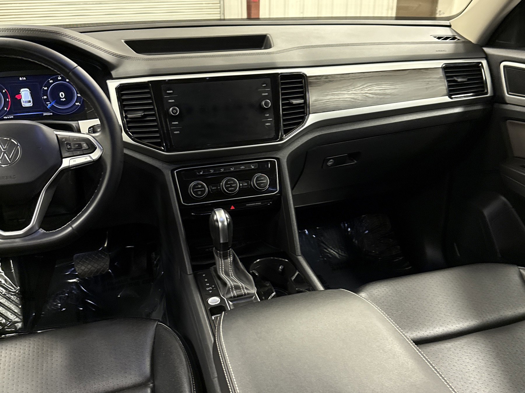 Used 2022 Volkswagen Atlas SE image 13