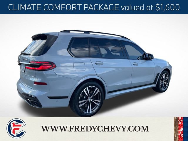 Used 2025 BMW X7 M60i AWD/4WD image 7