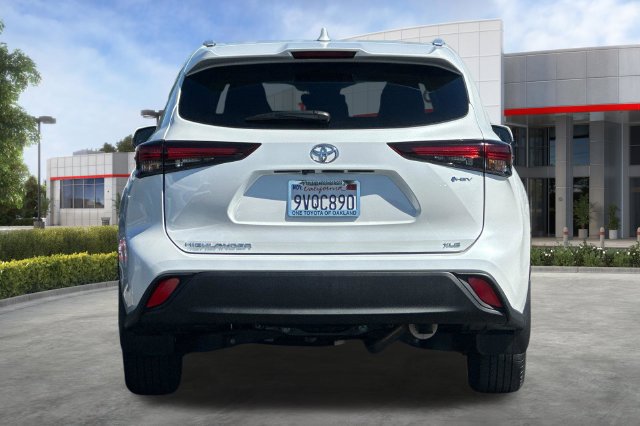 Certified 2026 Toyota Highlander XLE AWD/4WD image 6