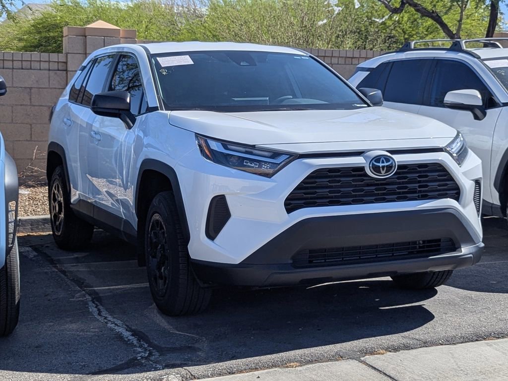 Used 2024 Toyota RAV4 LE FWD image 3