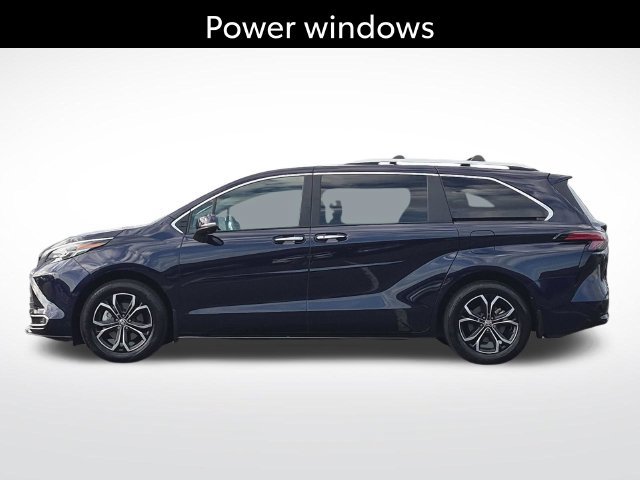 Certified 2025 Toyota Sienna Platinum AWD/4WD image 10