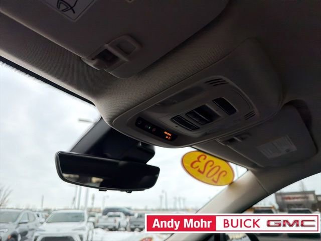 Used 2023 Buick Envision Avenir image 30