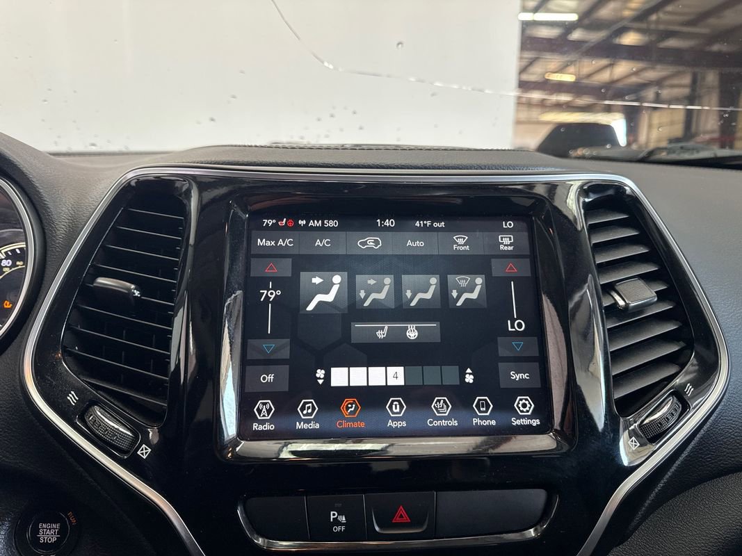 Used 2020 Jeep Cherokee Limited w/ Mopar Interior Package image 16