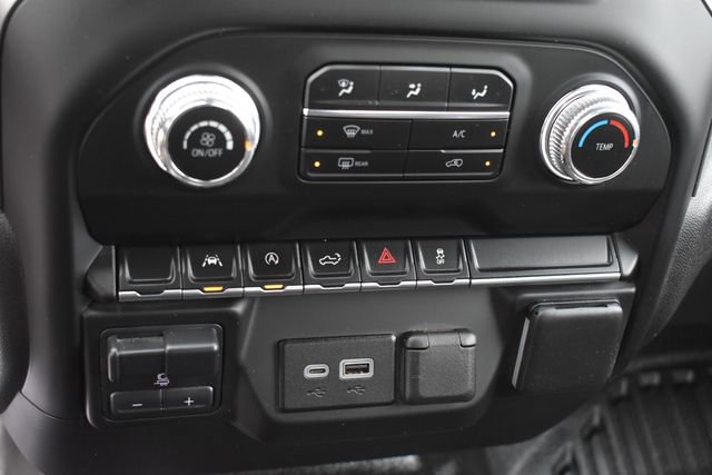 Certified 2024 GMC Sierra 1500 Pro w/ Pro Value Package image 25