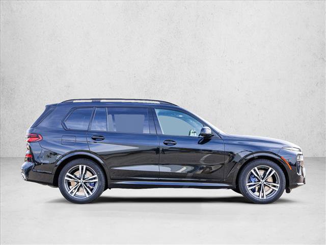 Used 2025 BMW X7 M60i w/ Climate Comfort Package AWD/4WD image 4