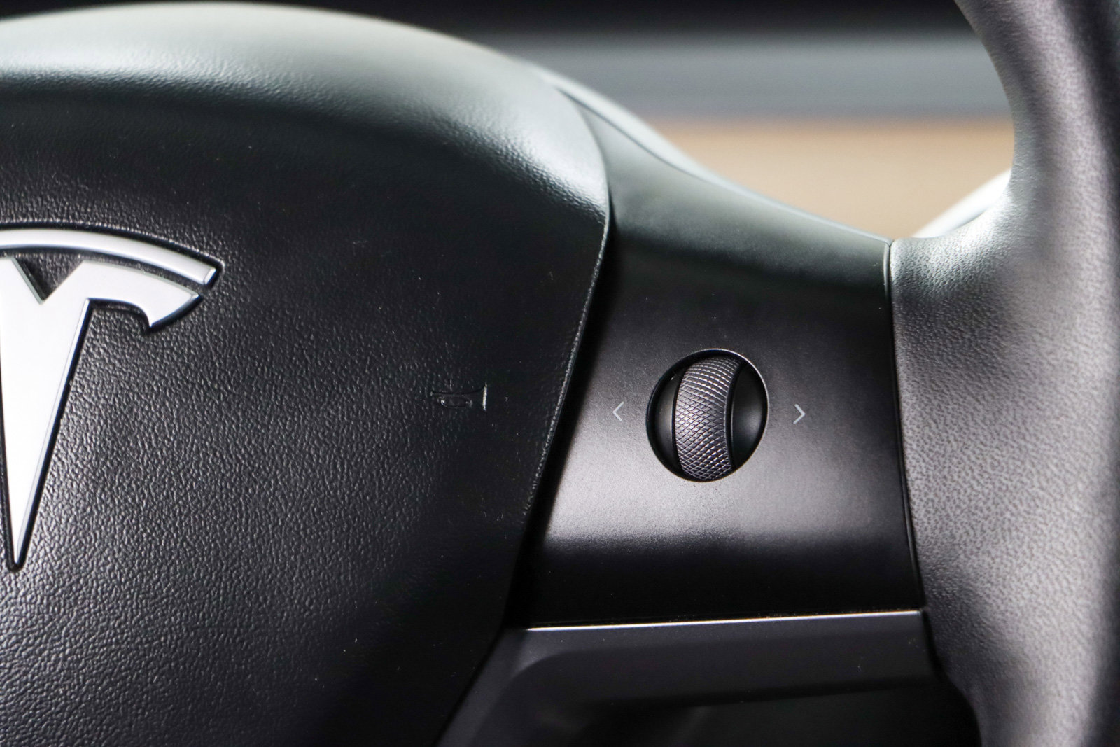 Used 2021 Tesla Model Y Long Range image 14