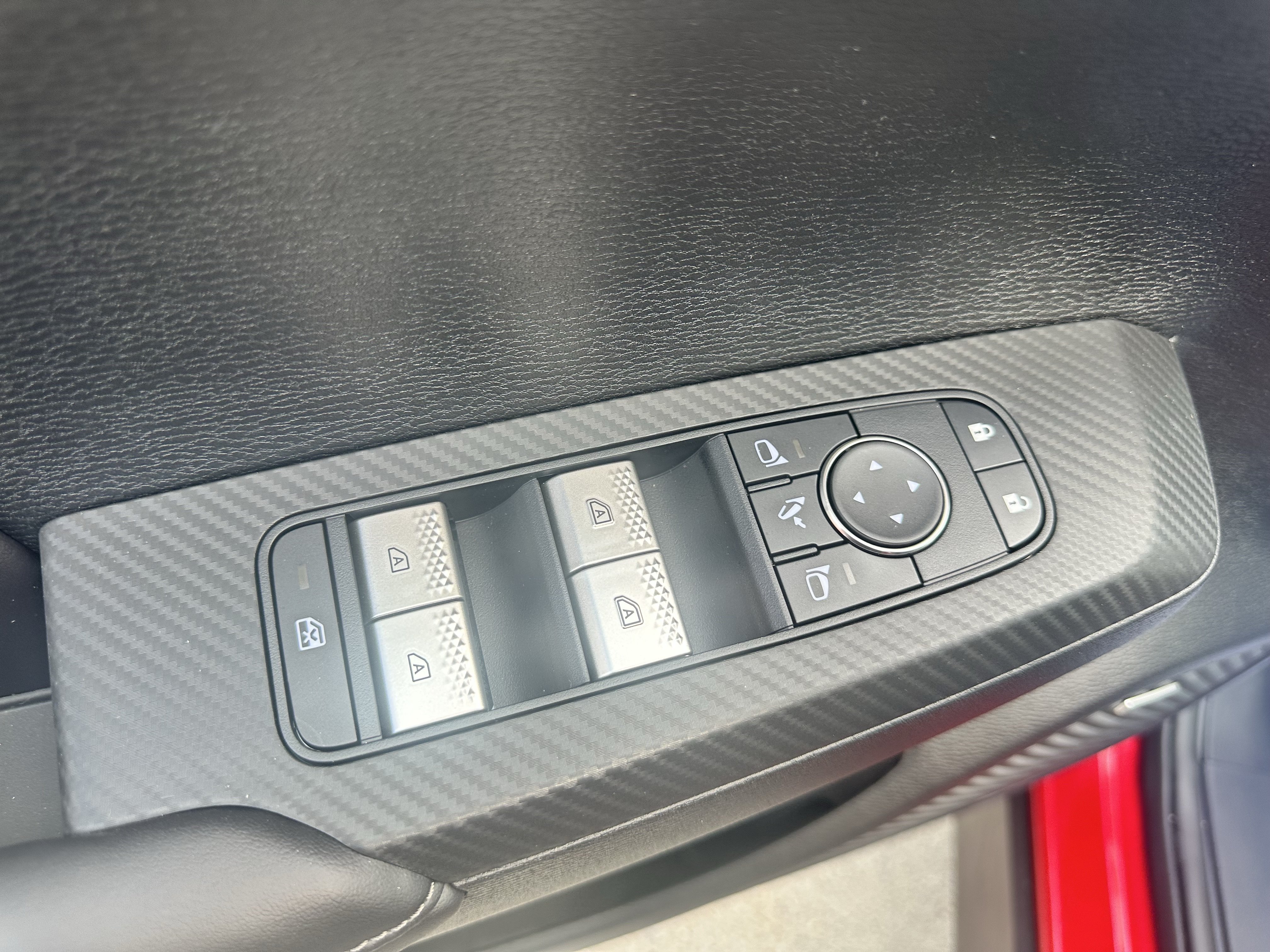 New 2026 Mitsubishi Outlander SE AWD/4WD image 8