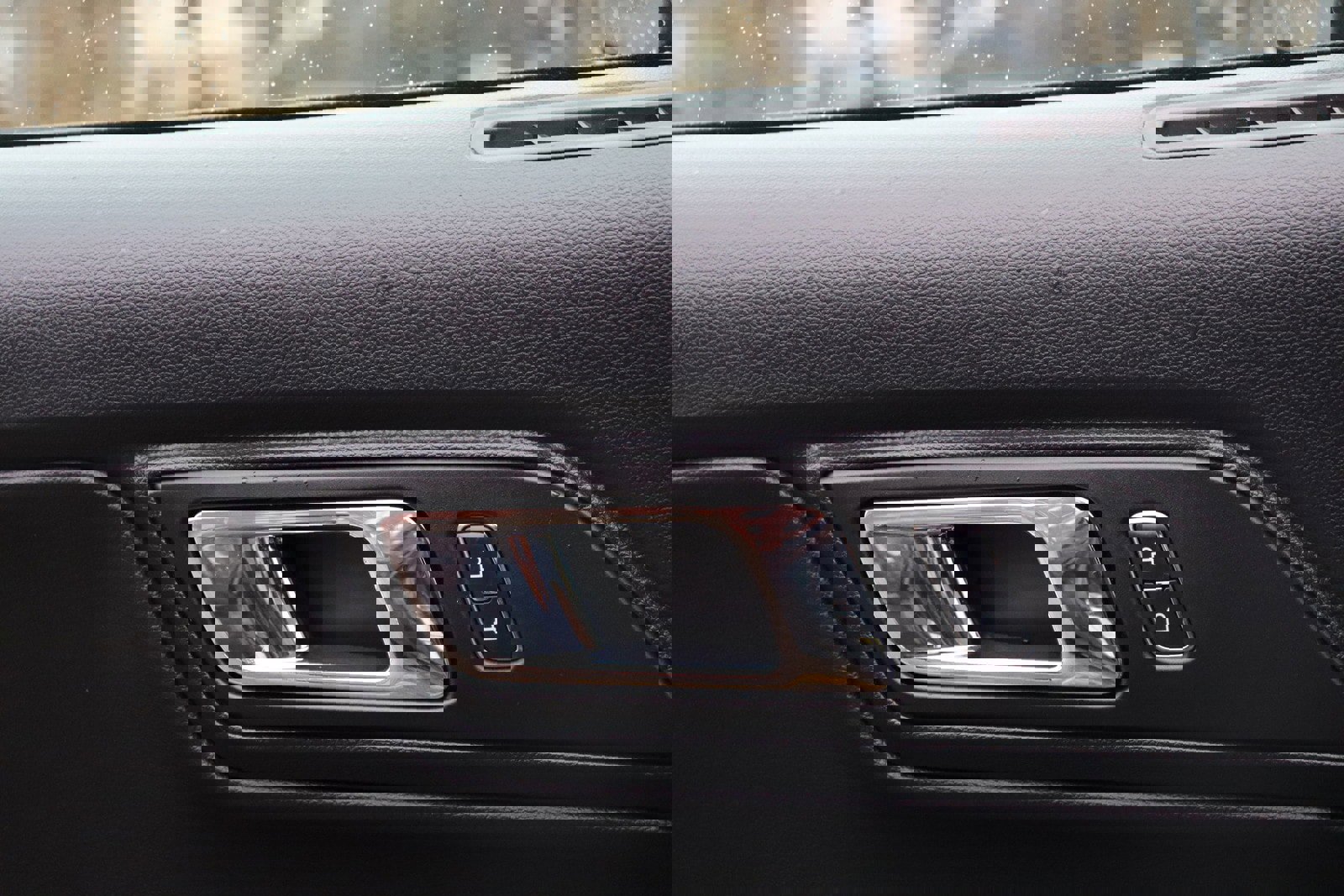 Used 2015 Ford Mustang Premium image 19