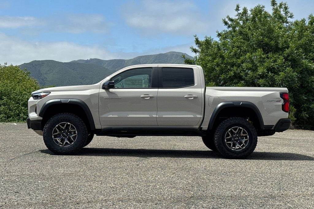 New 2026 Chevrolet Colorado ZR2 w/ Technology Package AWD/4WD image 7