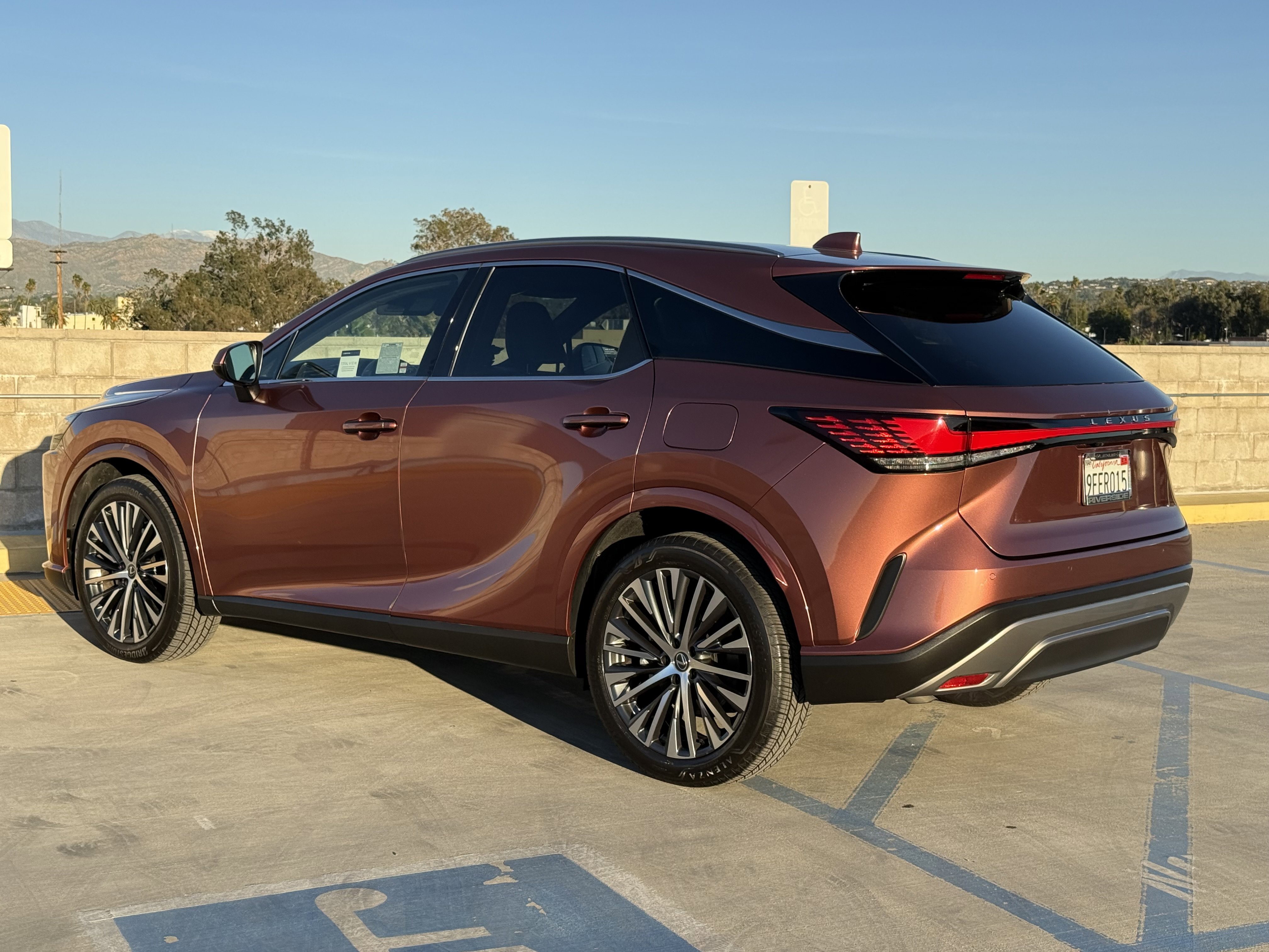 Certified 2023 Lexus RX 350 Premium Plus w/ Cold Area Package image 9