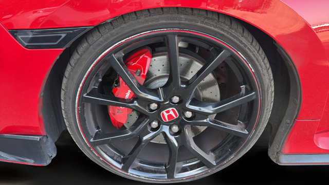 Used 2019 Honda Civic Type R image 29