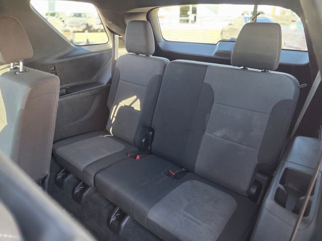 Used 2023 Chevrolet Traverse LT image 14