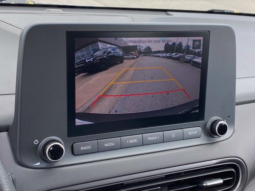 Used 2023 Hyundai Kona SE w/ Cargo Package AWD/4WD image 18