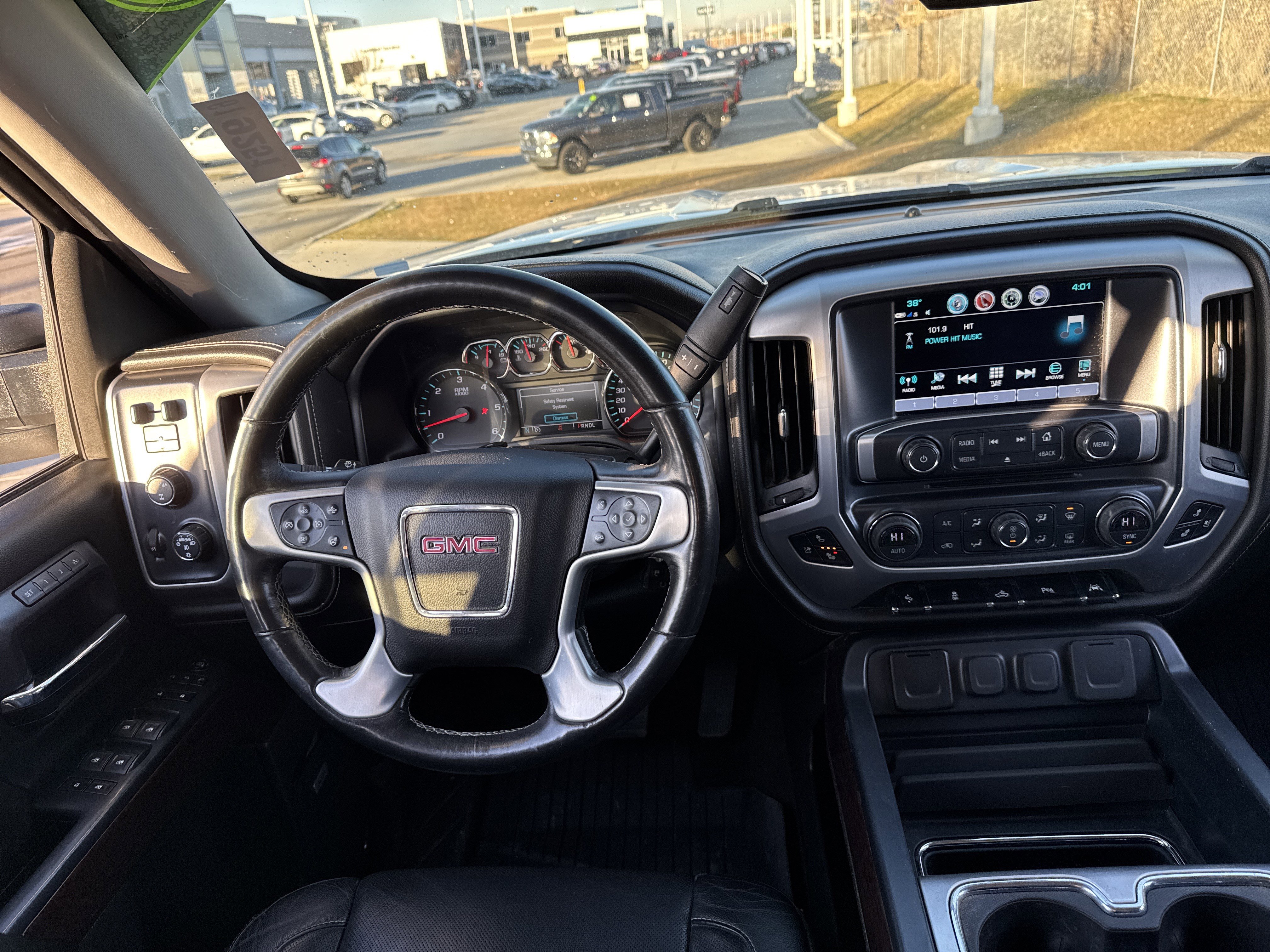 Used 2018 GMC Sierra 1500 SLT image 15