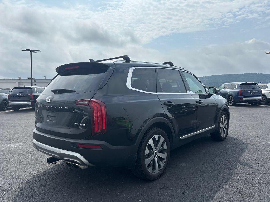 Used 2020 Kia Telluride EX w/ EX Premium Package AWD/4WD image 2