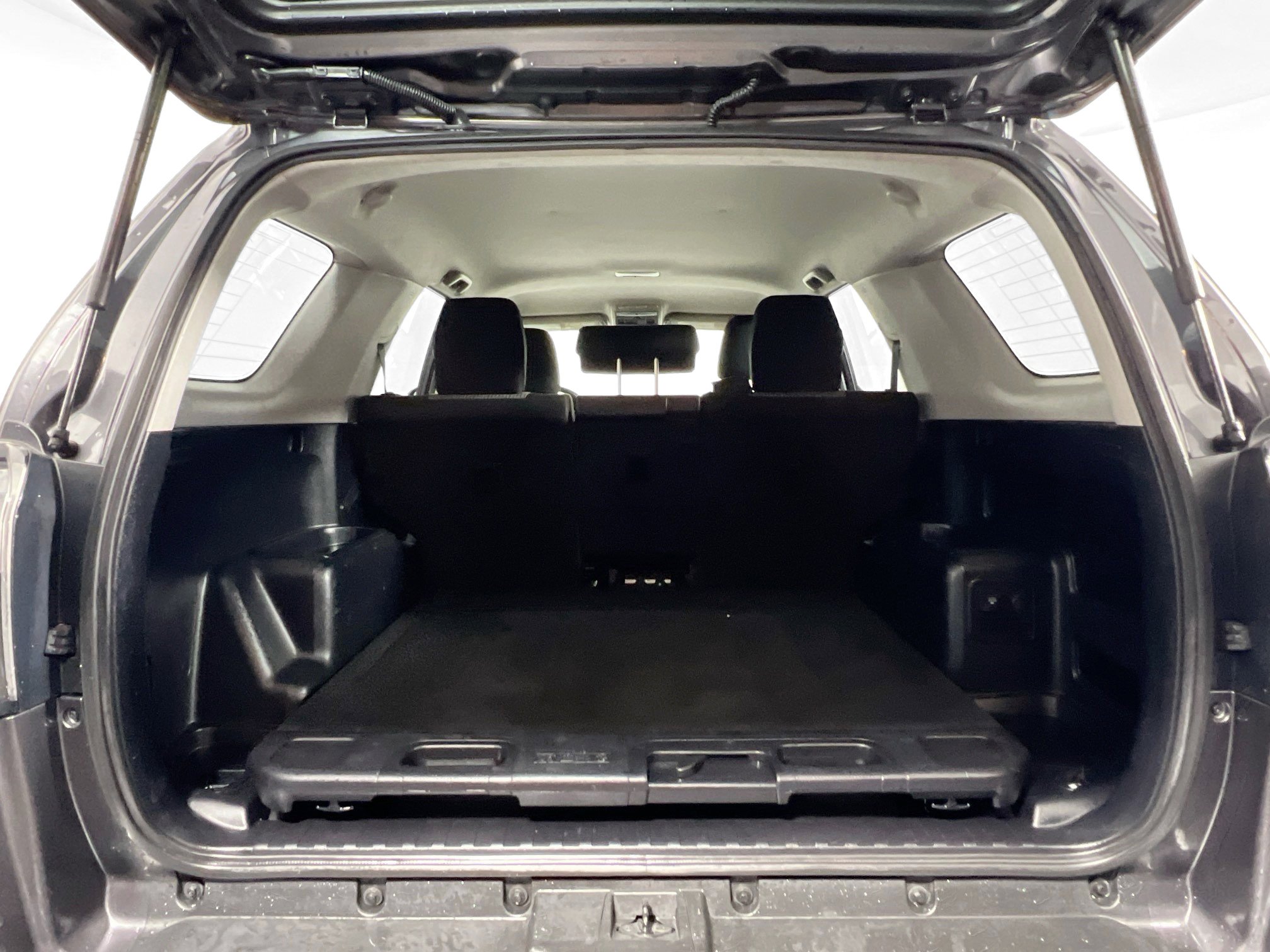 Used 2021 Toyota 4Runner SR5 AWD/4WD image 33