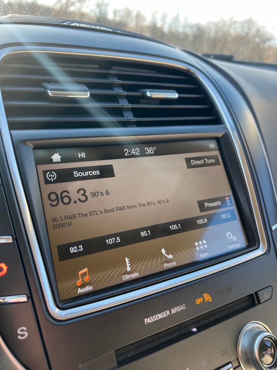 Used 2017 Lincoln MKX Select image 31