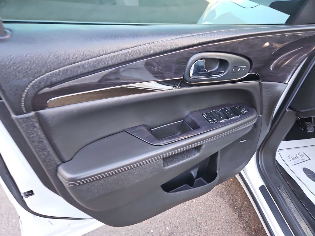 Used 2016 Buick Enclave Leather w/ Trailering Package AWD/4WD image 10