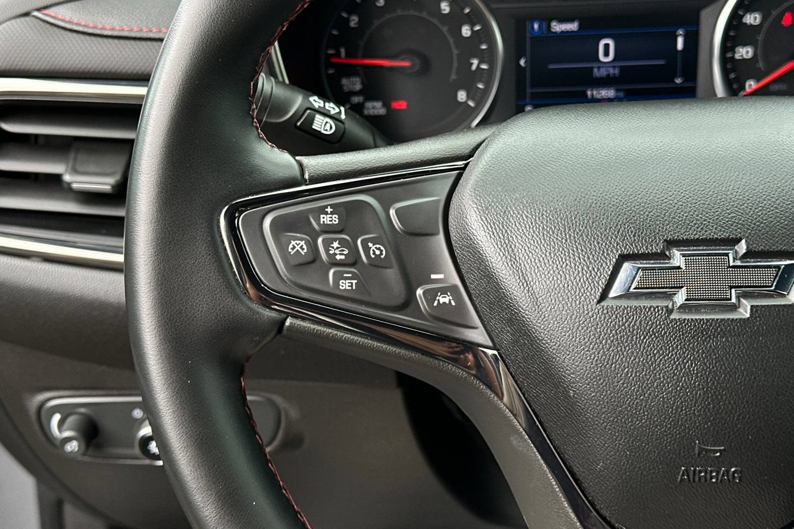 Used 2023 Chevrolet Equinox RS FWD image 31