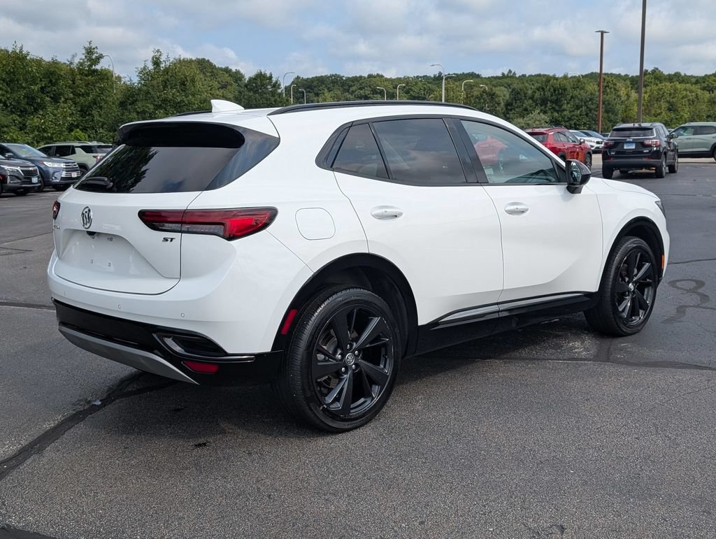 Used 2023 Buick Envision Preferred w/ Sport Touring Package AWD/4WD image 4