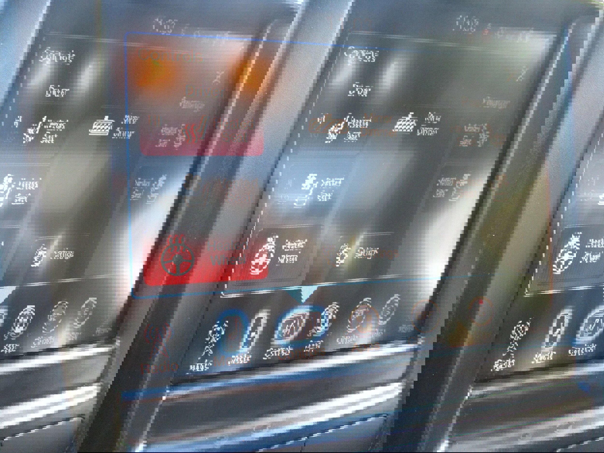 Used 2015 Chrysler 200 S w/ Navigation & Sound Group I image 22