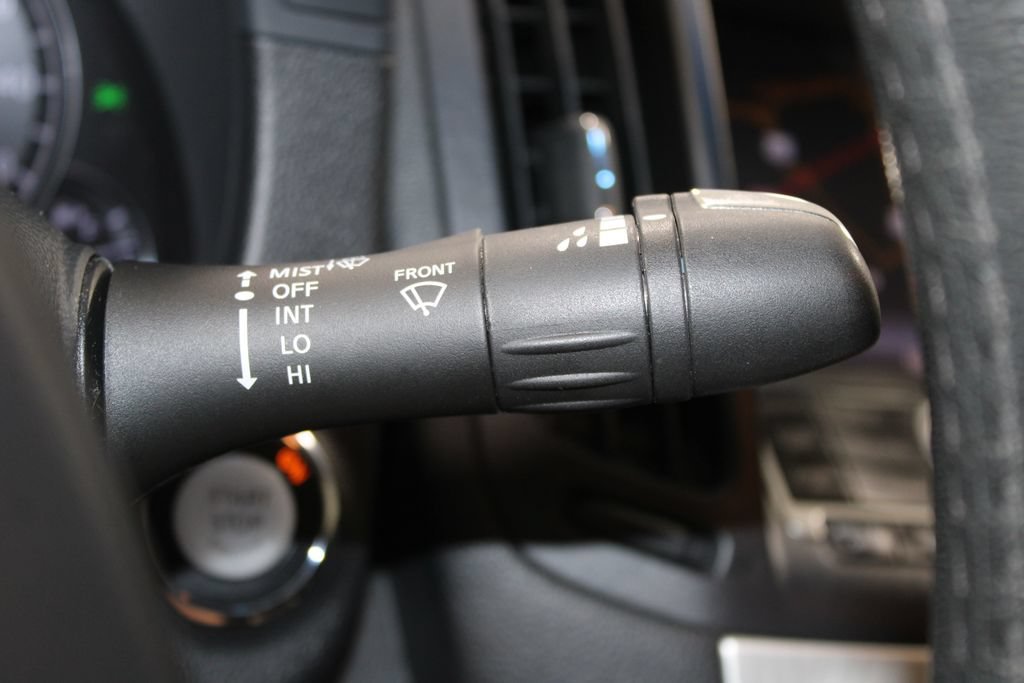 Used 2015 INFINITI Q60 AWD Coupe w/ Premium Package image 24