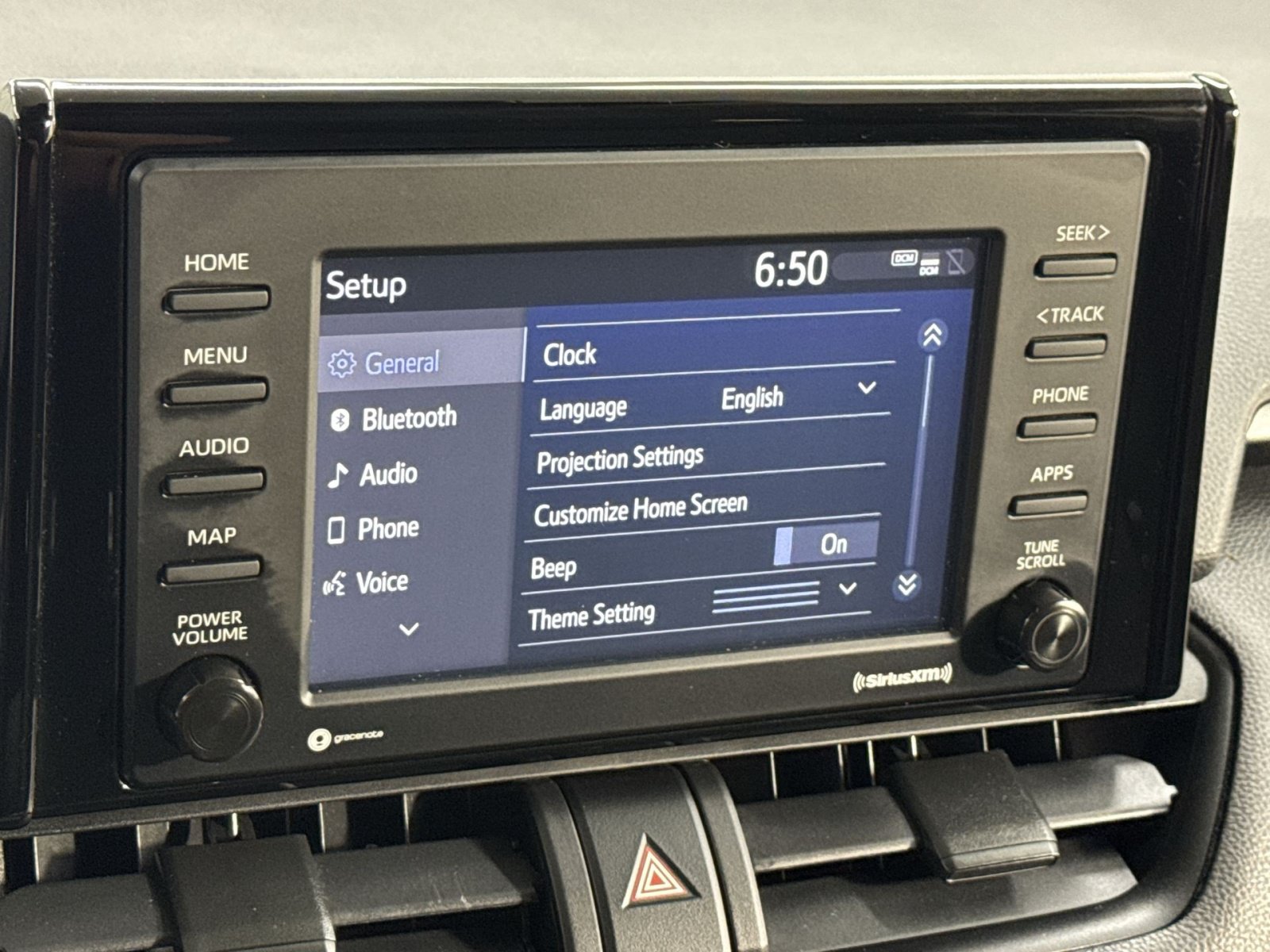 Used 2020 Toyota RAV4 XLE w/ Carpet Mat Package AWD/4WD image 32