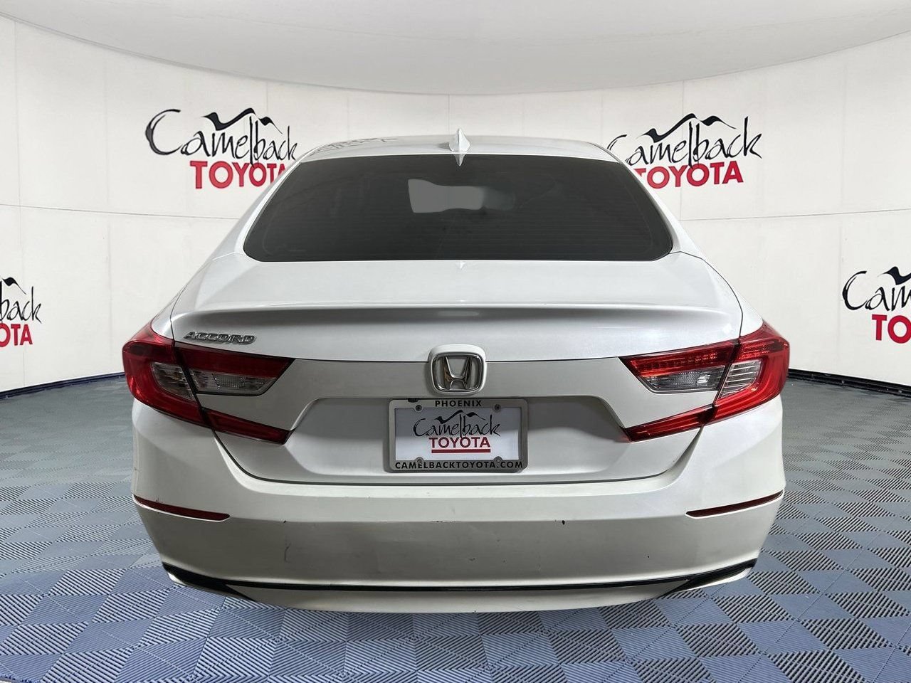 Used 2018 Honda Accord LX image 6