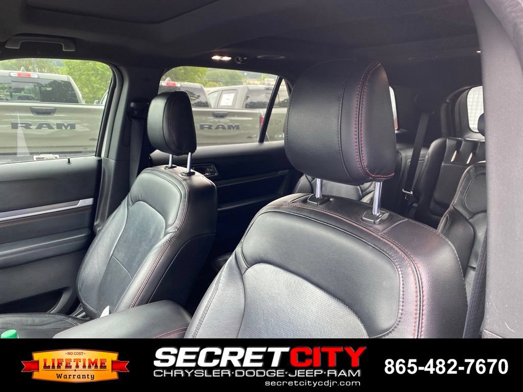 Used 2019 Ford Explorer Sport w/ Equipment Group 401A AWD/4WD image 11