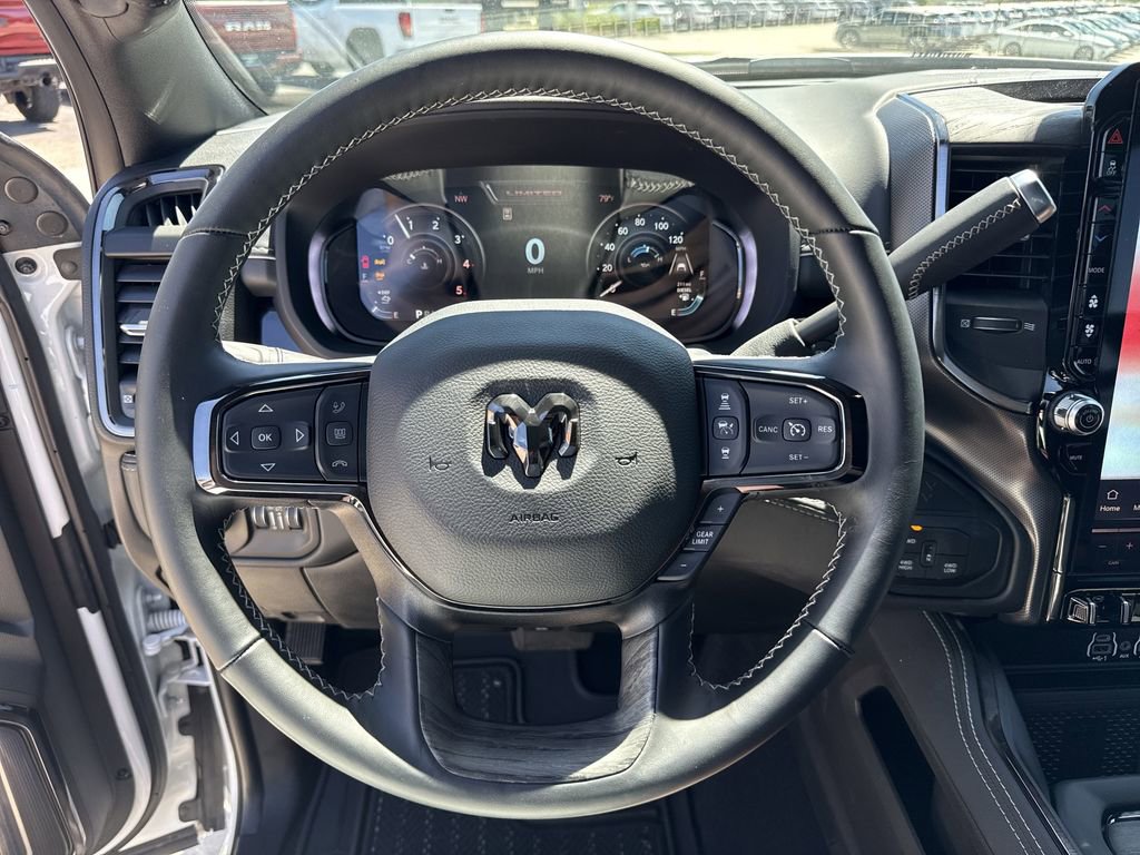 New 2026 RAM 2500 Limited AWD/4WD image 14