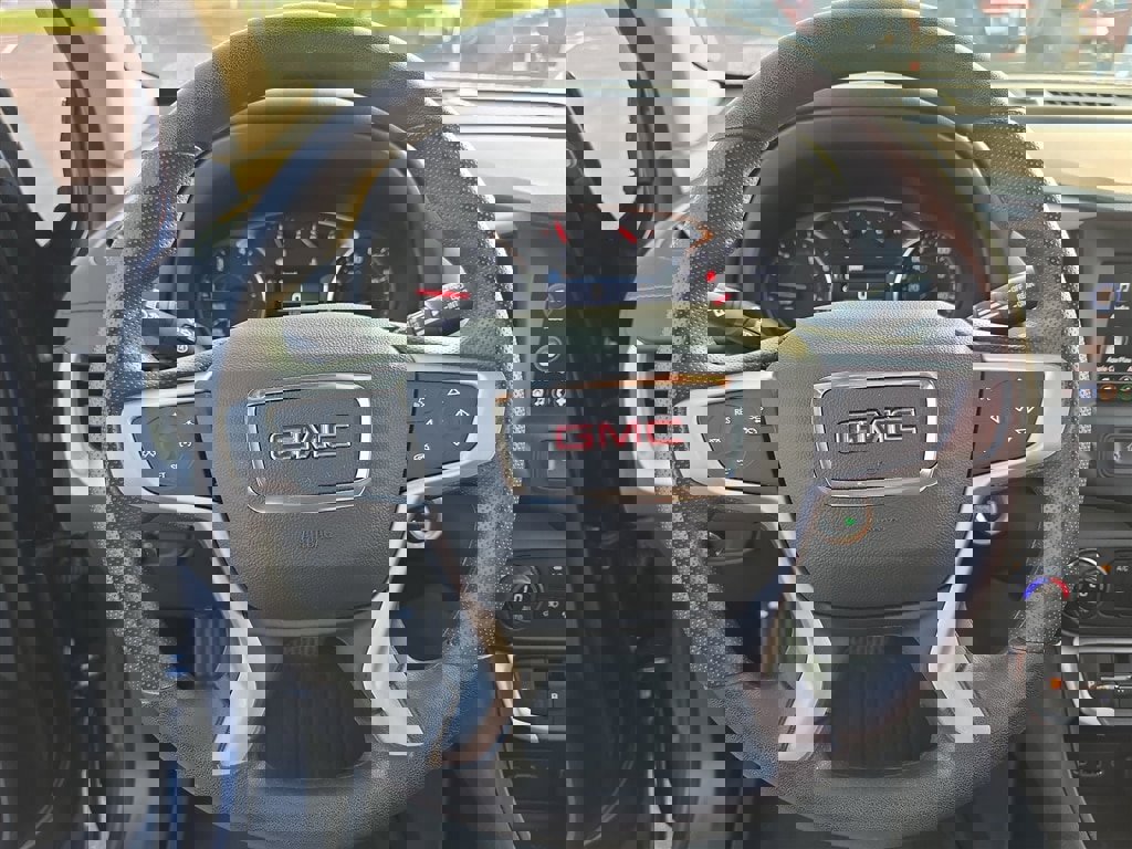 Certified 2023 GMC Terrain SLE w/ Driver Convenience Package image 11