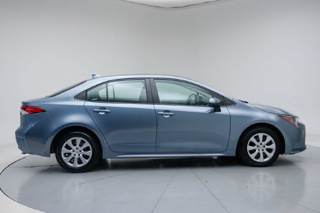 Used 2026 Toyota Corolla LE FWD image 6