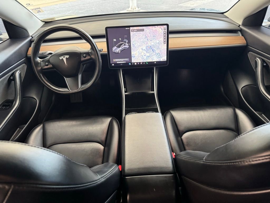 Used 2018 Tesla Model 3 Long Range image 23