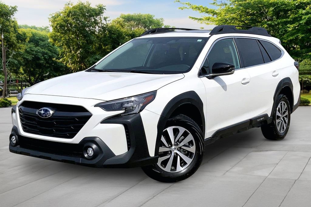 Certified 2025 Subaru Outback Premium AWD/4WD image 1