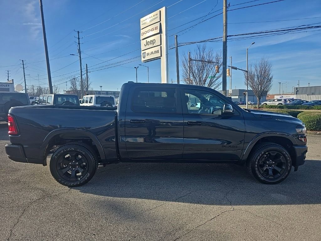 New 2026 RAM 1500 4x4 Crew Cab image 2