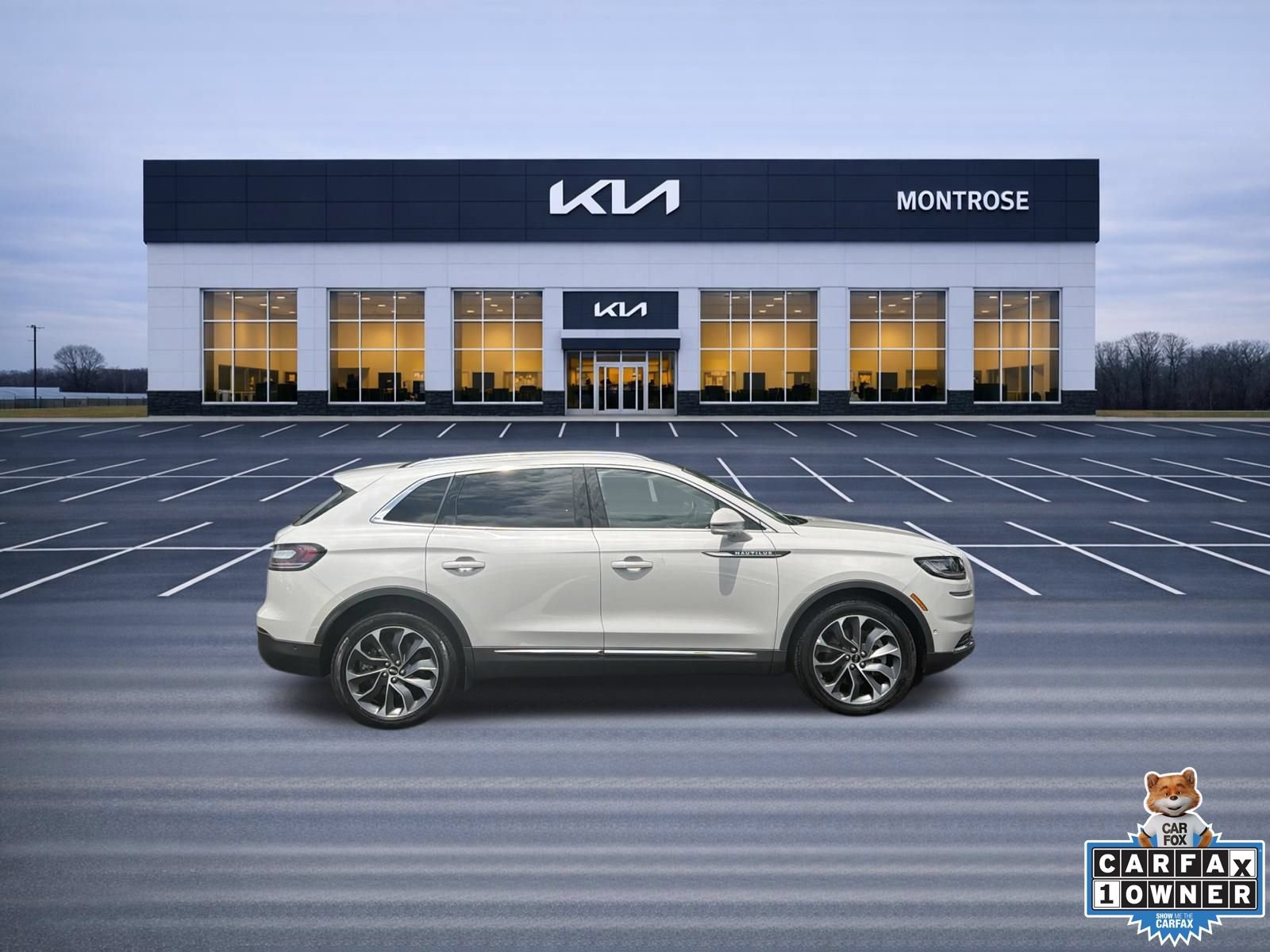 Used 2022 Lincoln Nautilus Reserve w/ Equipment Group 201A AWD/4WD image 4