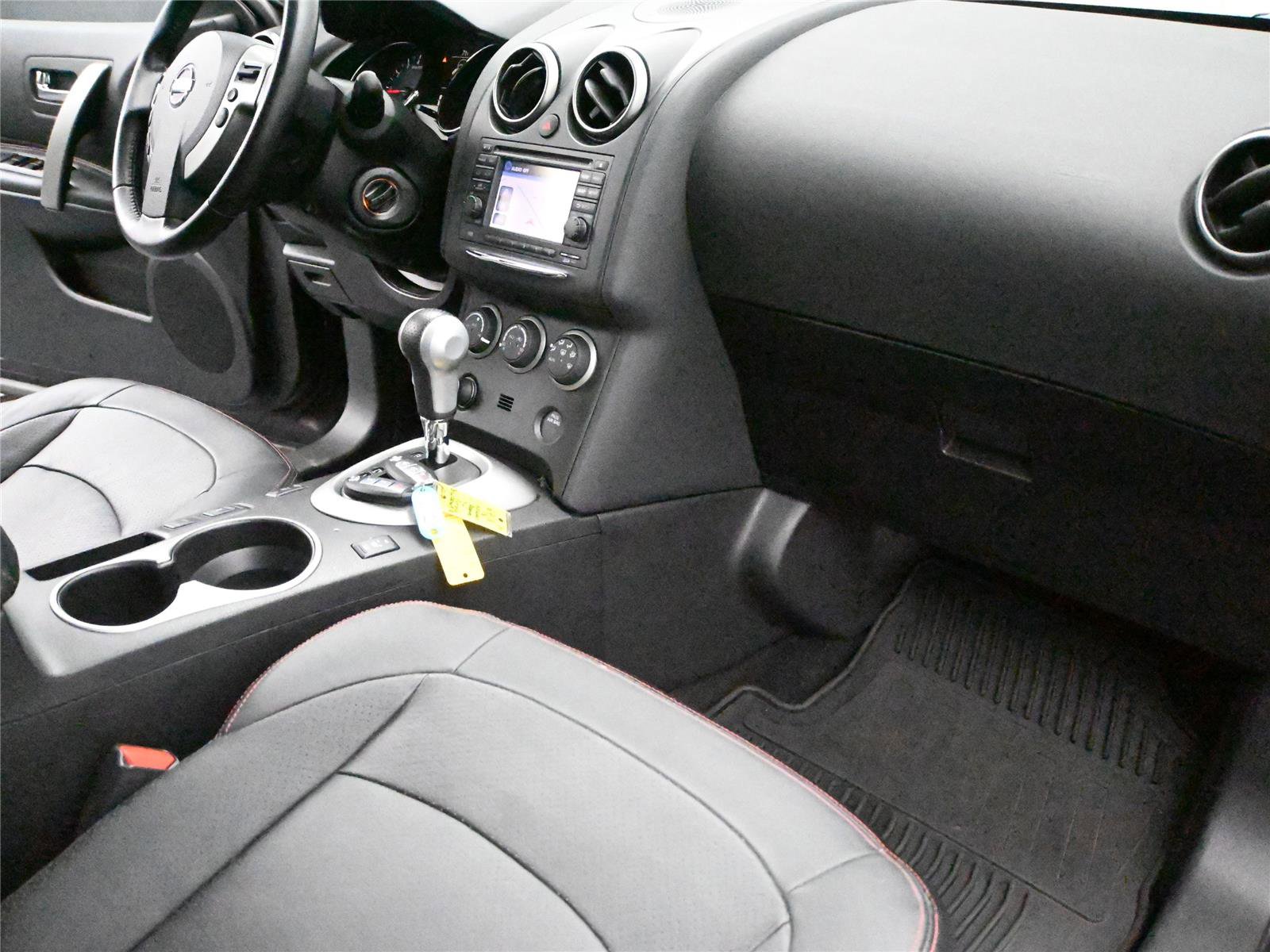 Used 2013 Nissan Rogue SL image 18