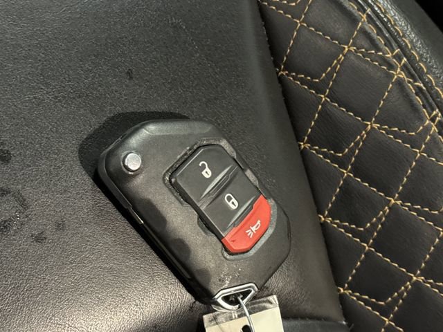 Used 2022 Jeep Gladiator Overland AWD/4WD image 27