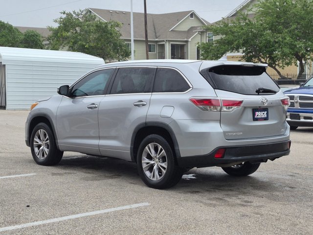 Used 2015 Toyota Highlander XLE FWD image 7