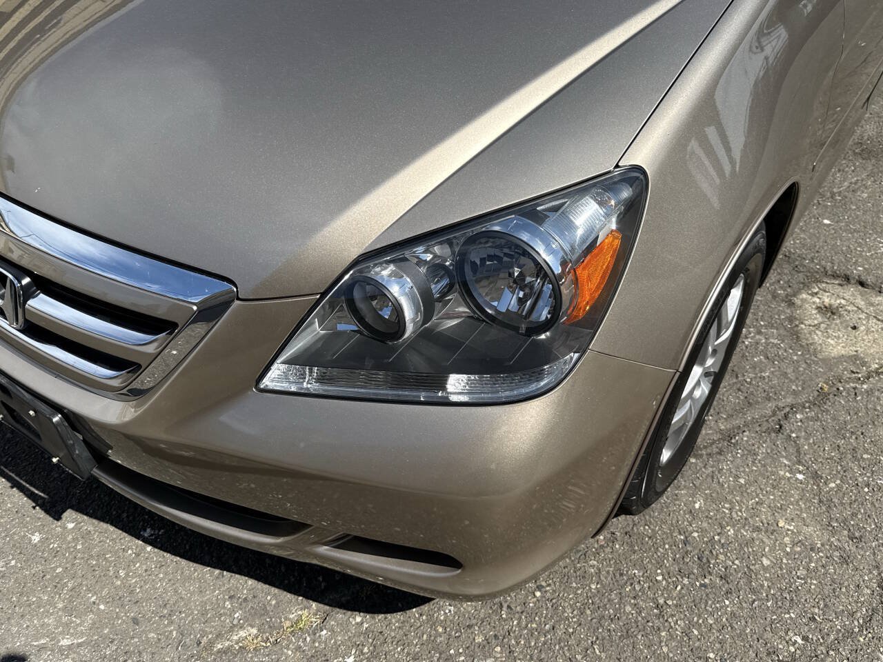 Used 2005 Honda Odyssey EX-L image 47