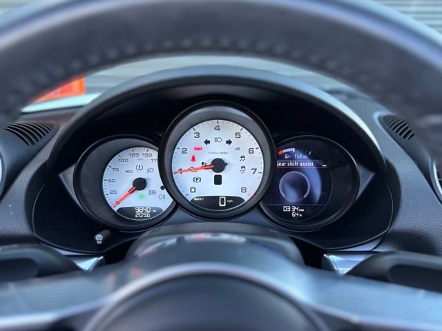 Used 2024 Porsche 718 Boxster RWD image 26
