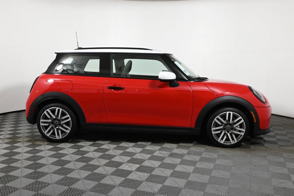 Used 2025 MINI Cooper S image 8