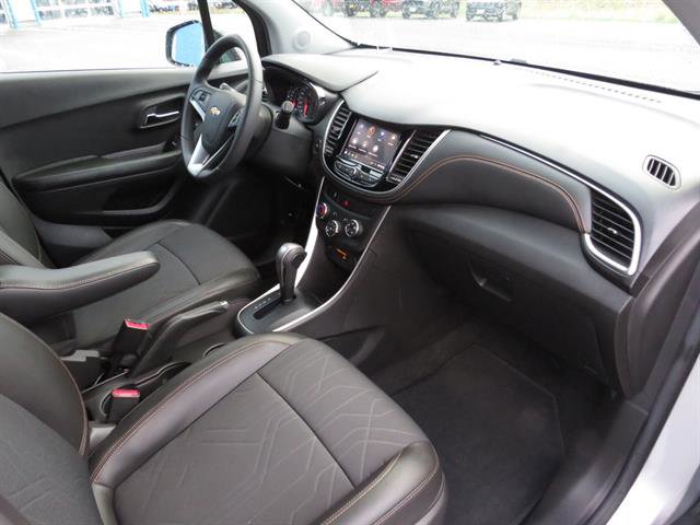 Certified 2022 Chevrolet Trax LT w/ Redline Edition image 12